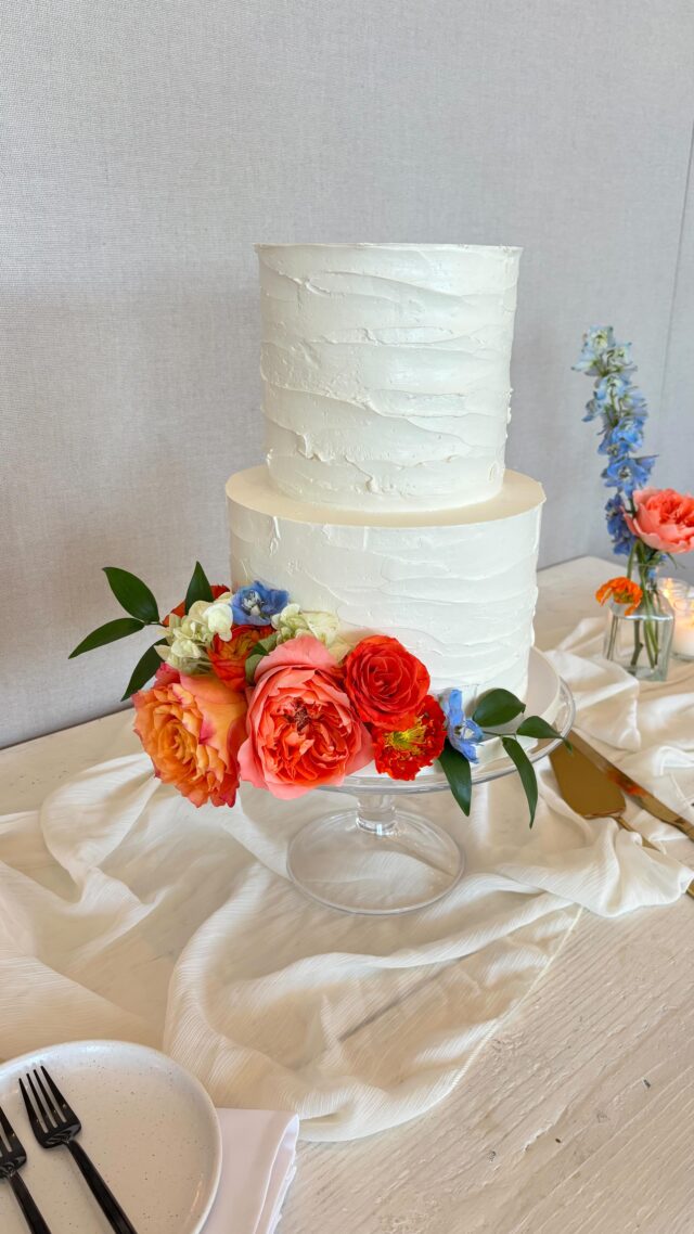 Don’t blink or you’ll miss this perfect wedding day 💖💍🎉🎶

Nisha & Syed

Cover: Decor & Flowers @wedecor_inc 

Bride @nishazra 
Wedding planner @ericairwinweddings @caralangill @farhanhkhandakar 
Venue @lebelvedereweddings 
Photographer @danielleaisling 
Content Creation @yourbtsinsider 
Hair @showponyhair 
Beauty @onefinebeauty 
Decor & Flowers @wedecor_inc 
Ceremony Music @luxeduomusic 
Cocktail Music @zacharymartinmusic 
Dinner & dancing @dynamixproductions 
Photo Booth @dynamixphotobooth

This reel created @dynamixproductions team

#dynamixproductions #dynamixphotobooth #lebelvedere #ottawabride #ottawadj #ottawaevent