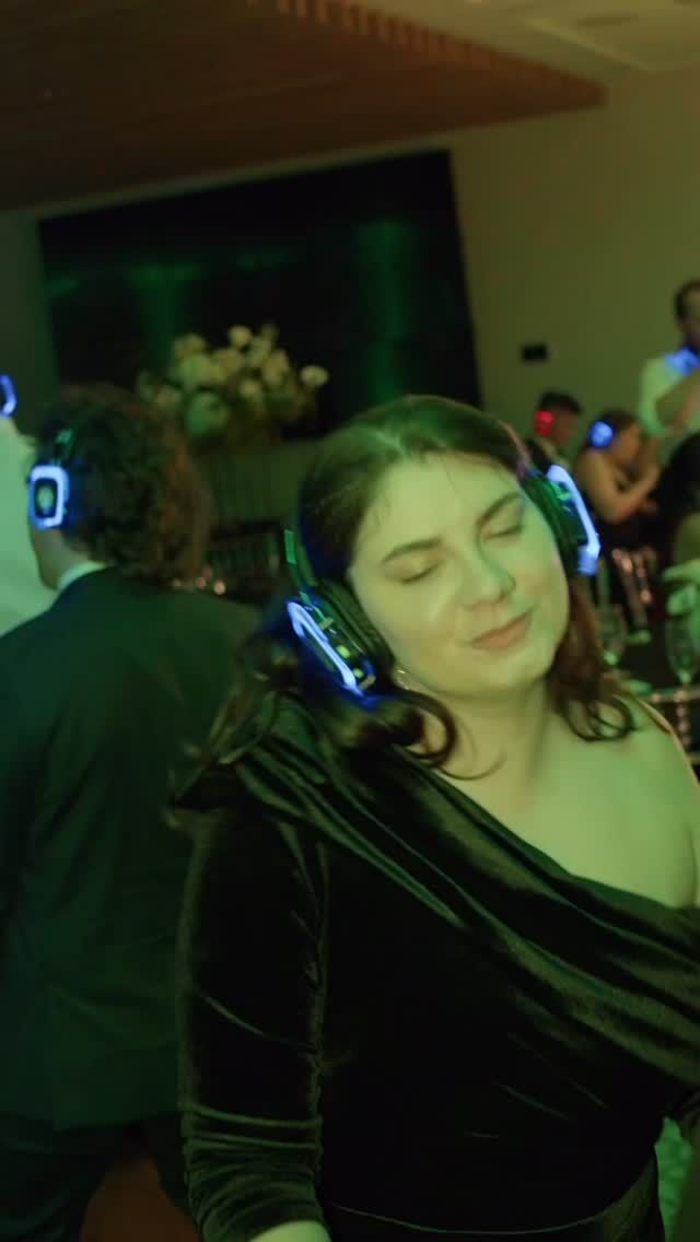 Are you hearing what I’m hearing? 👂🎧🎵

These colourful headphones serve several purposes: 
✨a new experience for your guests
✨reduce loud sounds for sensitive invitees
✨various genres of music
✨noise restriction at venue or outdoor space 
✨party way past the city bylaws

Whether your celebration is in a hotel, a farm or a private residence, you can keep dancing until your feet give out!

Silent Events: just one of the many ways that makes @dynamixproductions the best choice for your events!

What channel will you be dancing to?

DM us to speak to a real event assistant

Bride @nataliealexov 
Groom @faucybrand 
Wedding Planner @hollyralph.ca 
Venue @thewestinottawa 
Photographer @palmtreewedding 
Videographer @palmtreewedding 
Flowers @nectarflowersottawa 
Rentals: @wedecor_inc 
Hair @showponyhair 
DJ @dynamixproductions 
Duo @duodamoremusic 
Mariachi @vivamexicomariachiband 
Cake @thimblecakes 

@silentbeatsevents 

Family
Retreat 
Bonding
Bridal shower 
Bachelorette party
Engagement
Stag & doe
Bride
Groom
Celebration
Reveal
Baby shower
Bat Mitzva 
Bar Mitzvah
Graduation
Baptism

#dynamixpro #dynamixproductions #ottawaevents #ottawawedding #ottawaeventplanner #ottawalife
