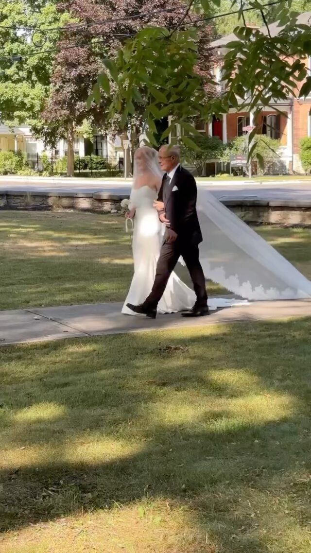 Dreaming of an outdoor wedding? 

This mid-summer wedding had all the right moves. From the romantic vintage car, sweet moments with their beloved dog, the warm sunlight dancing through the trees, a soothing breeze under the tent, lively games, and a dance floor that pulsed until the early hours!

Couldn’t ask for a better day!

Here are the peeps who made this celebration happen!

Bride @daniellekperry 
Groom @maximus88 
Coordinator @mildred_coevents 
Kirsten Ross @_kayross 
Venue @thecapepicton 
Catering @mattdemilleculinary 
Sara @kitchenwisdom 
MC @maxtopplin 
Photographer @ageofindie 
Videographer @enflameproductions 
DJ, Light & Sound @dynamixproductions 
Flowers @houndfloral 
Sydney Fiset @sydneyfiset 
MUA @peachandpoppy_ 
Hair @alextoddhair 

#dynamixproductions #sunmerwedding #outdoorwedding #weddinginspo #outdoorcelebration